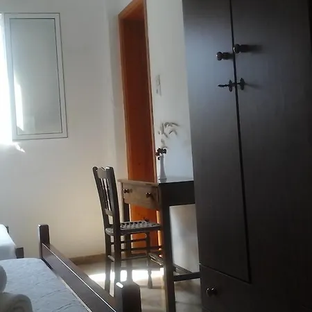 Pensión Fivos Neo Oitylo *